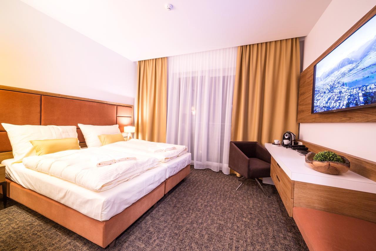 Belá Village Resort Hanuliak מראה חיצוני תמונה